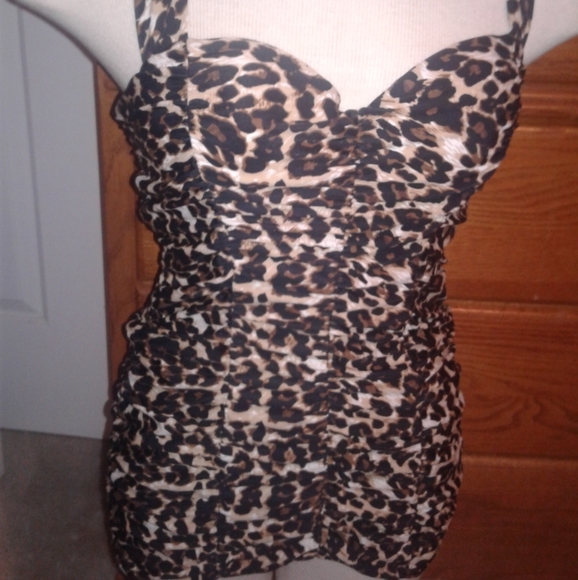 Unique Vintage Other - NWOT Pinup beauty leopard print bathing suit